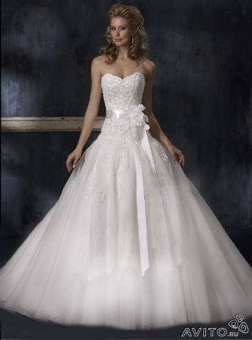 продается очень красивое свадебное платье, р-р S