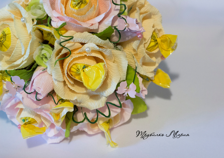 Цветочки в горшочках и не только....