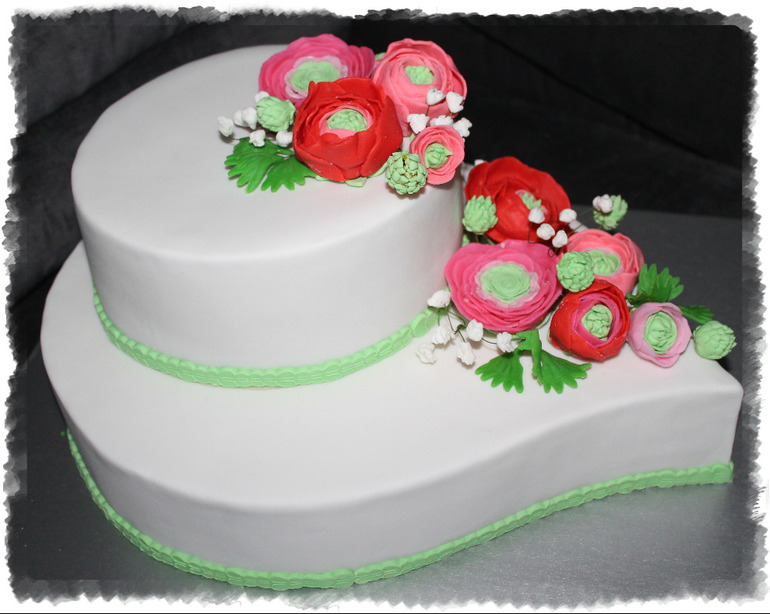 Мой первый двухъярусный! Лютики-цветочки....