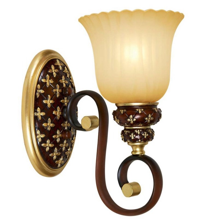 Коричневая или белая люстра в гостиную ?