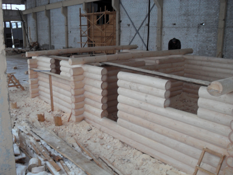 Срубы домов из Архангельской области.