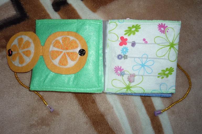 мягкая именная развивающая книжка