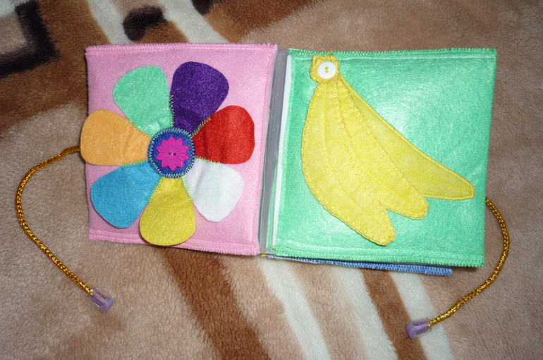 мягкая именная развивающая книжка