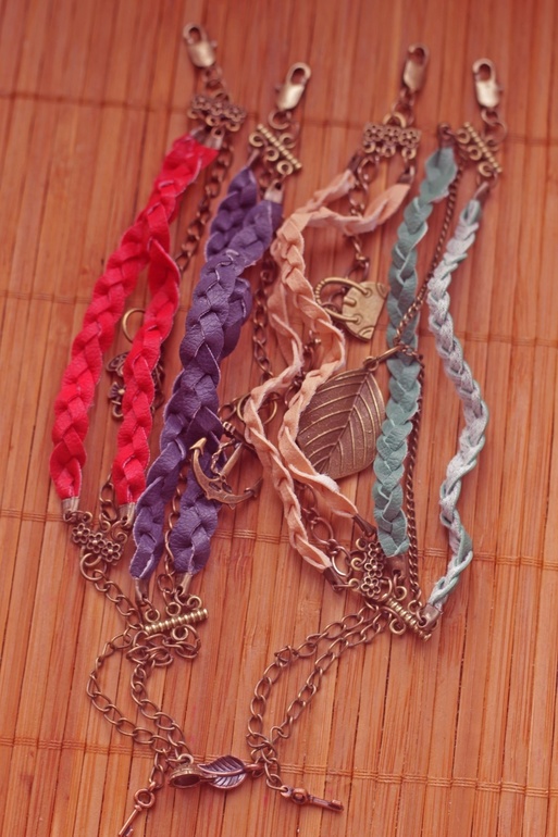 Браслеты из искусственной кожи и цепочкой!