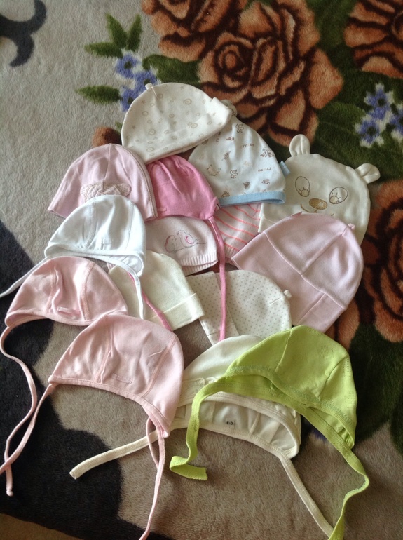 Детские фирменные шапочки. За каждую 200р. (Новые)