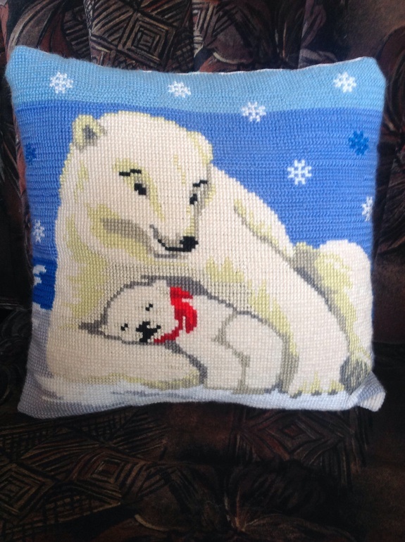 Мои работы:подушки вышитые крестиком