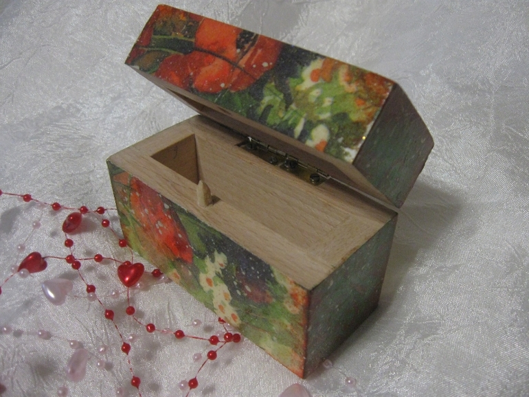 Натворилось для подруги)