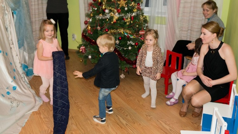 Дед мороз в саду)