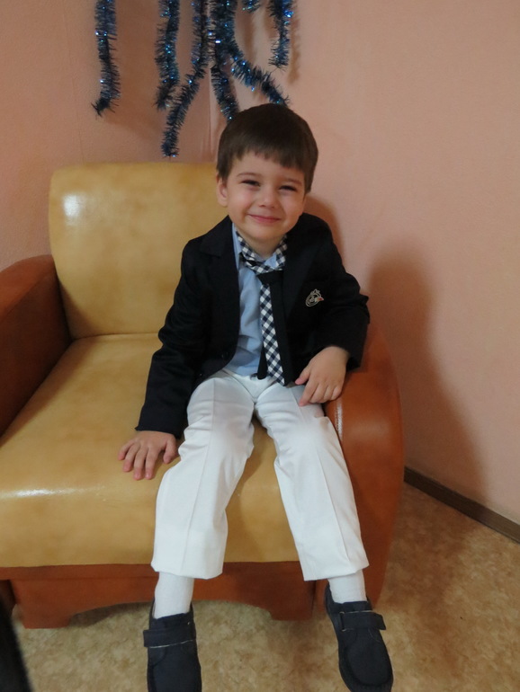 Наш первый новогодний утренник в детском саду!!!