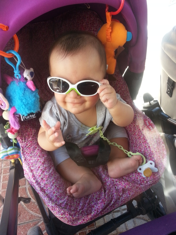 7мес и 9дней. Прорезался первый!