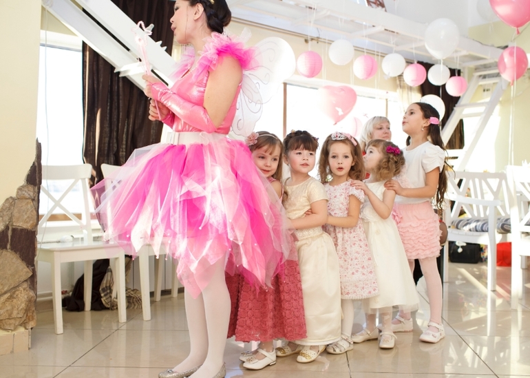 4 года: праздник для Принцесс)