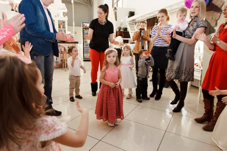 4 года: праздник для Принцесс)