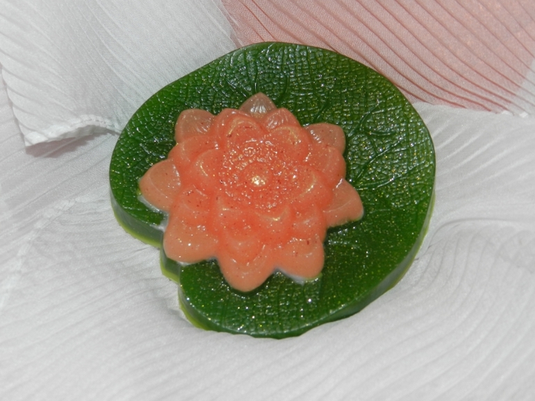 "Летнее настроение" - мыло из основы