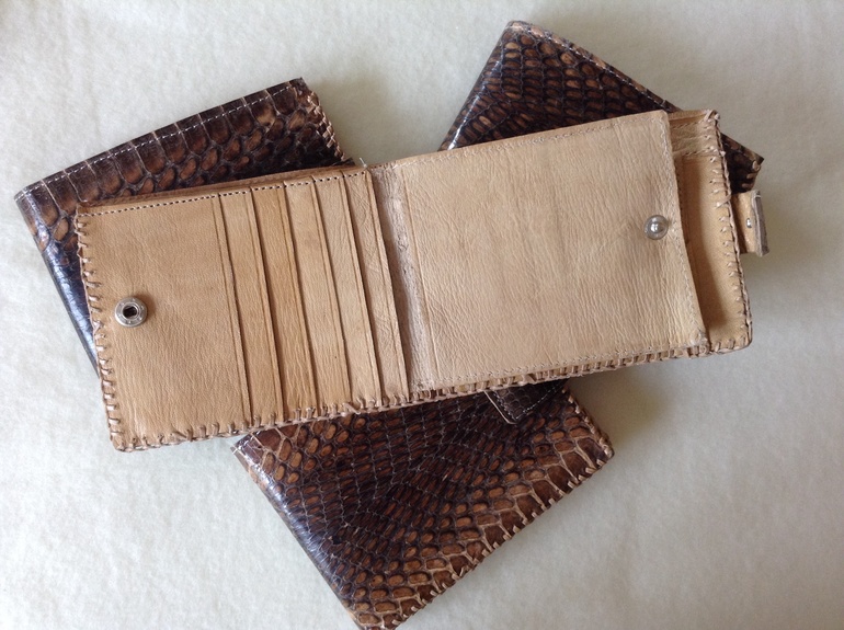 Портмоне из натуральной кожи питона