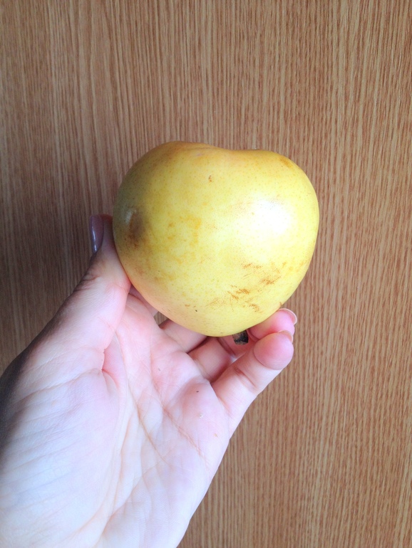 Думаете это простое яблоко (груша) ???