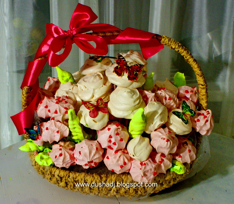 Меренговая корзина.