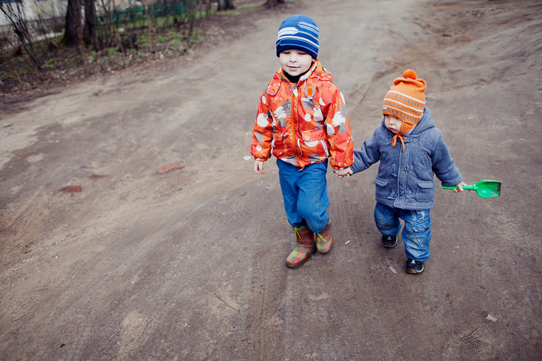 Мы гуляли во дворе..