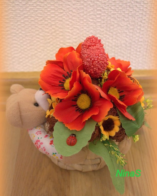 Мини-топиарий в корзине