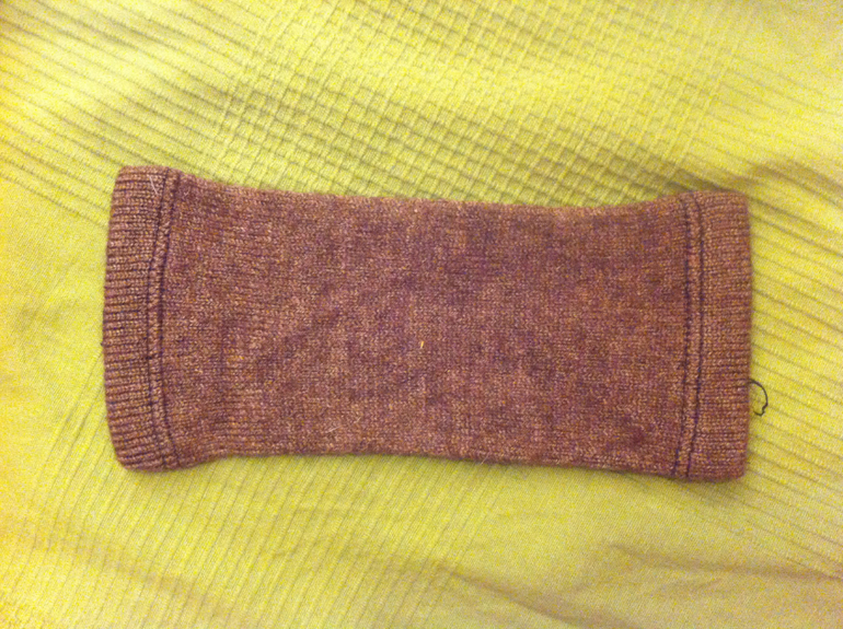 РАСПРОДАЮ ОСТАТКИ по низким ценам Изделия из верблюжьей шерсти