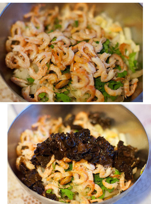 Картофельный салат с креветками.