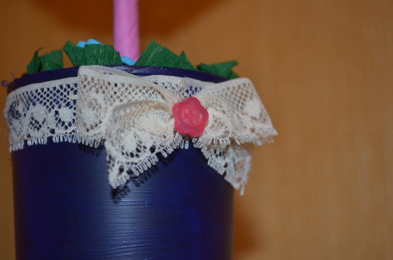 Мое деревце и летящая чашка!