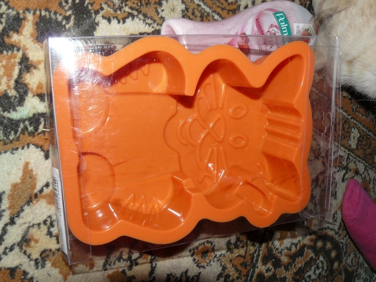 А мы свою посылочку еще вчера получили