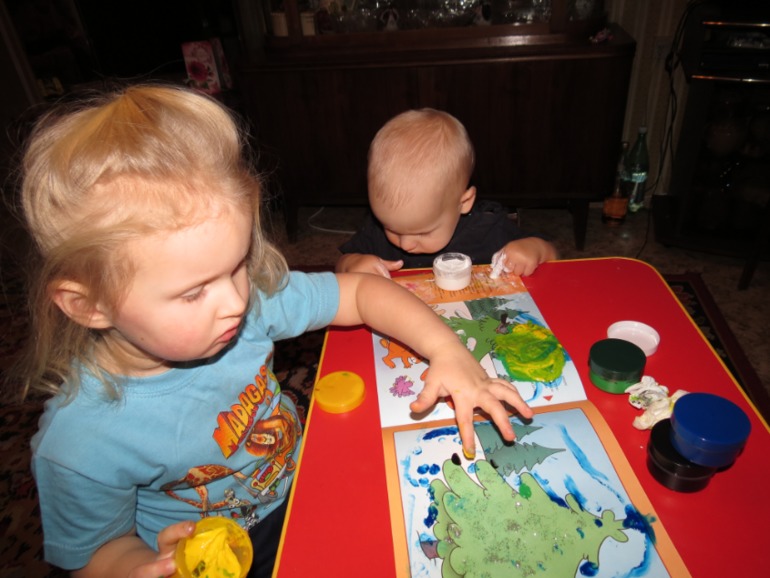 Ждем Новый год и получаем задания.