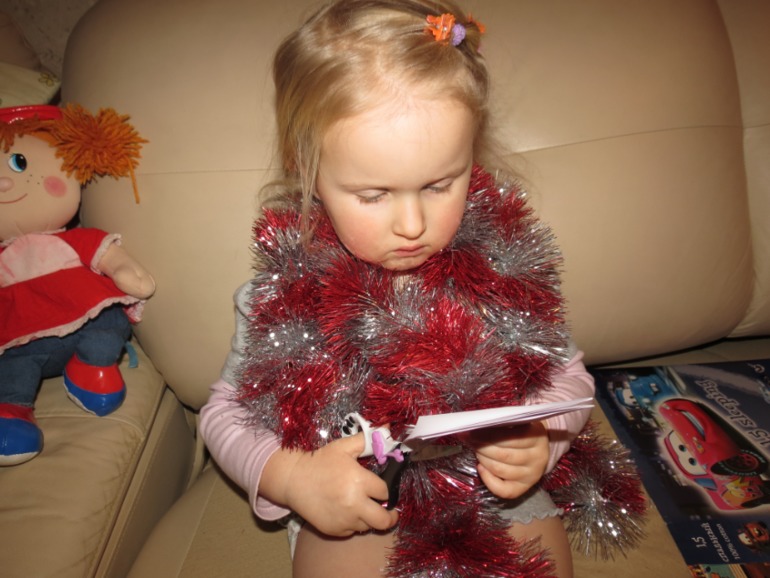 Ждем Новый год и получаем задания.