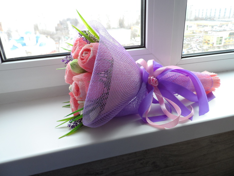 Первые английские розы....