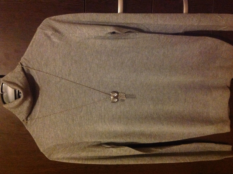 Чем украшают водолазку?