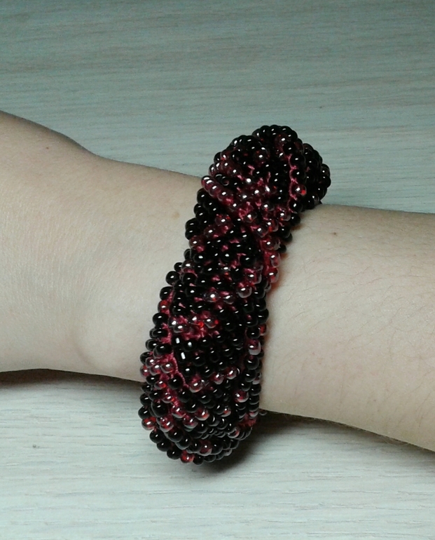 Что на руке зимой и летом? Порадую себя браслетом ))