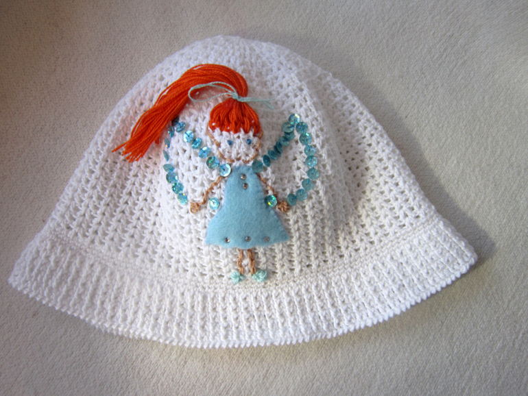 Кепочка и панамочка.....