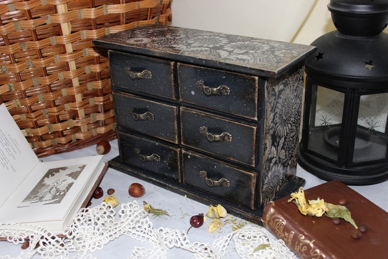 Мини-комодик "Туманное утро"