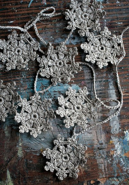 Снежинки крючком