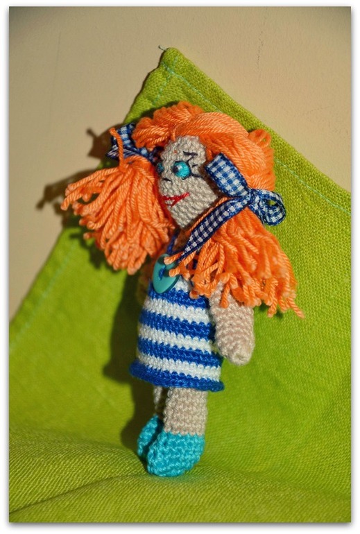 Куклы-сестры.