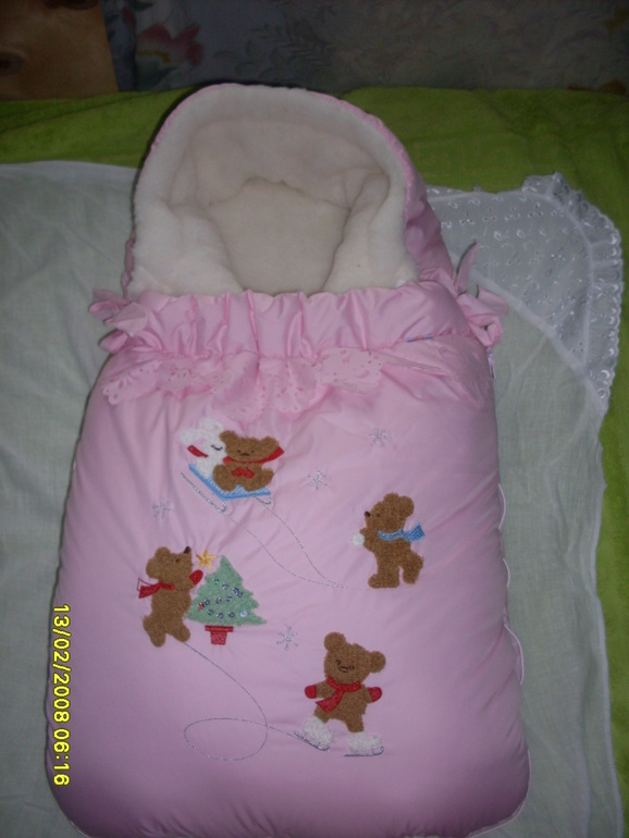 Красивые конверты для девочек. На выписку и в коляску. Новые, не б/у.