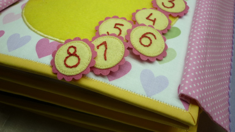 Развивающая книжечка для Ники!