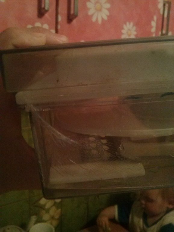 отдам тёрку-нарезку для салатов и фен