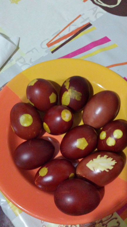 Мкласс от Миши и Ефима по окрашиванию яиц)))