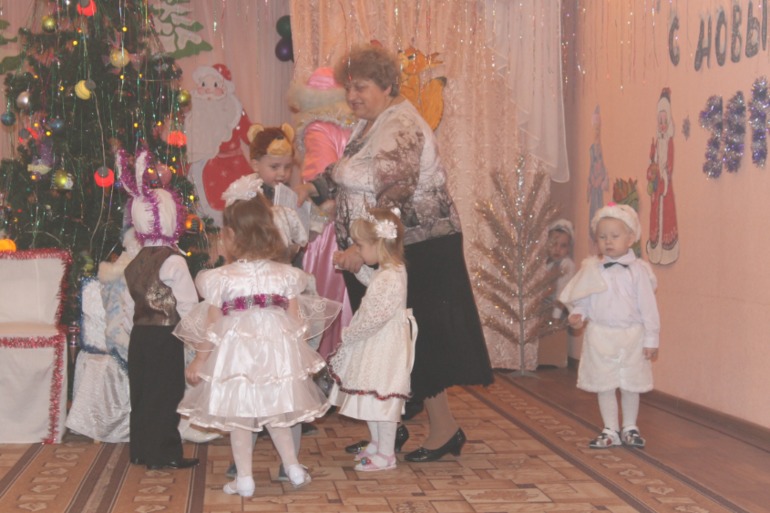 Первый Новогодний утренник в садике