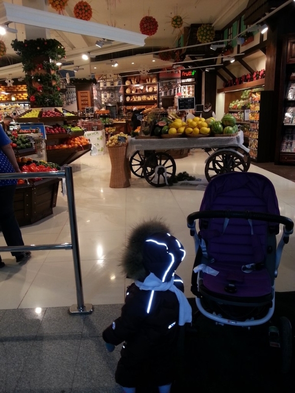 ТН "Я шагаю вместе с мамой" День 2. Магазин