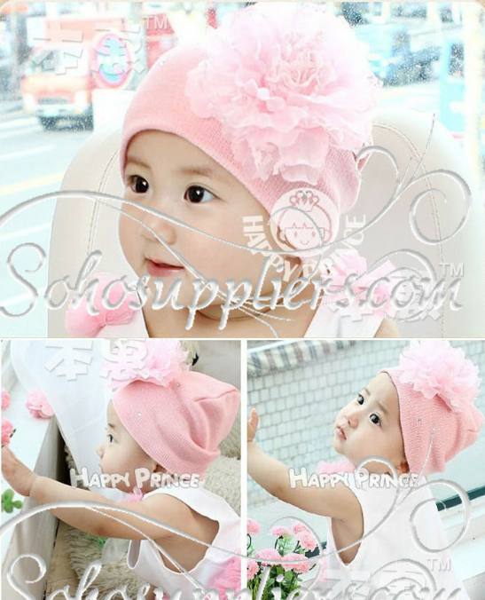 шапочки с цветами и стразами, цена 185 руб!