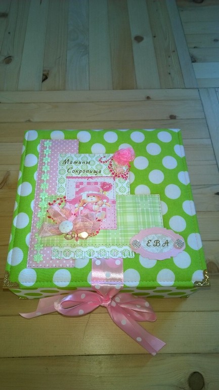 Короб для хранения первых вещей ребеночка