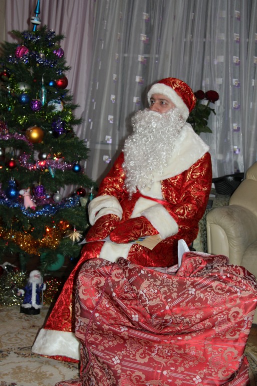 А к нам приходил Дед Мороз!!