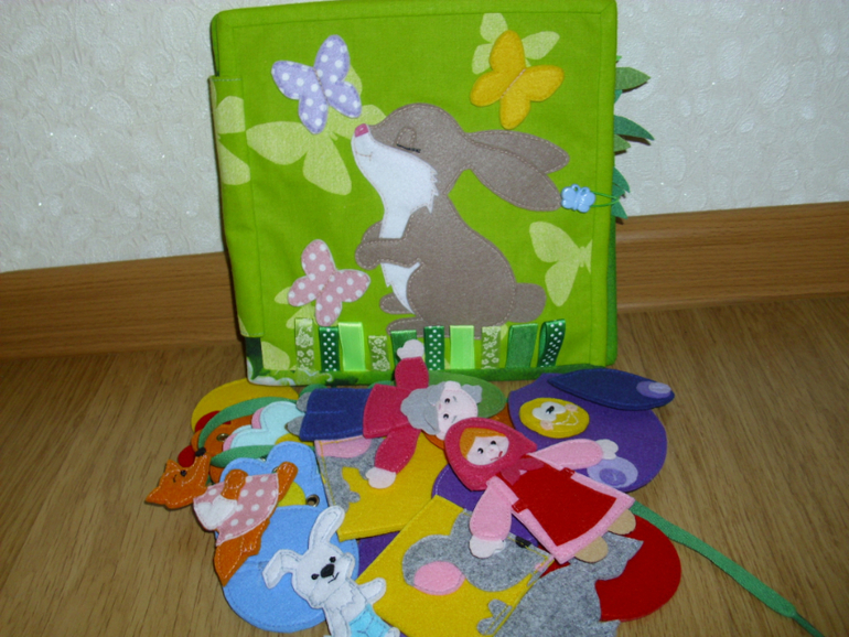 Книжка с зайчиком