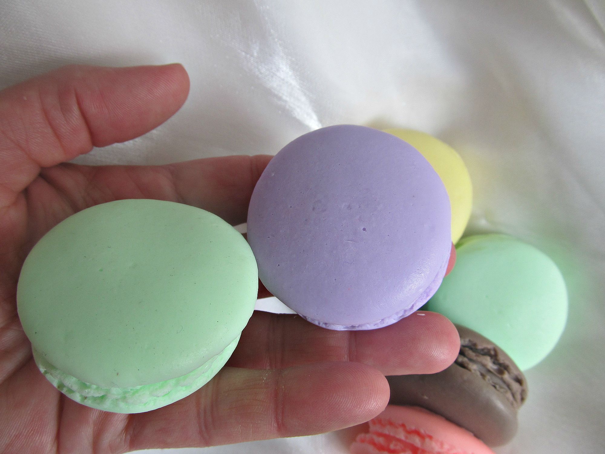 И снова прошу к столу.