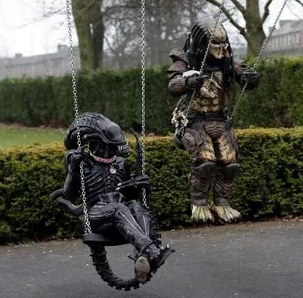 шикарный детский костюм ХИЩНИК, ну и дальше поржать)))))