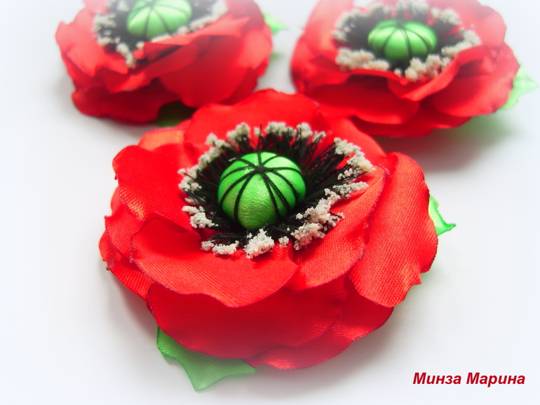 Маки - маленькие 6см, на заколке зажим