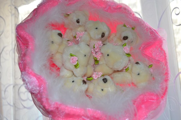 Букеты из мягких игрушек в наличии и под заказ