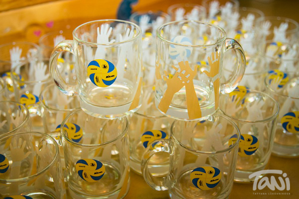 Подарки мальчикам-волейболистам.